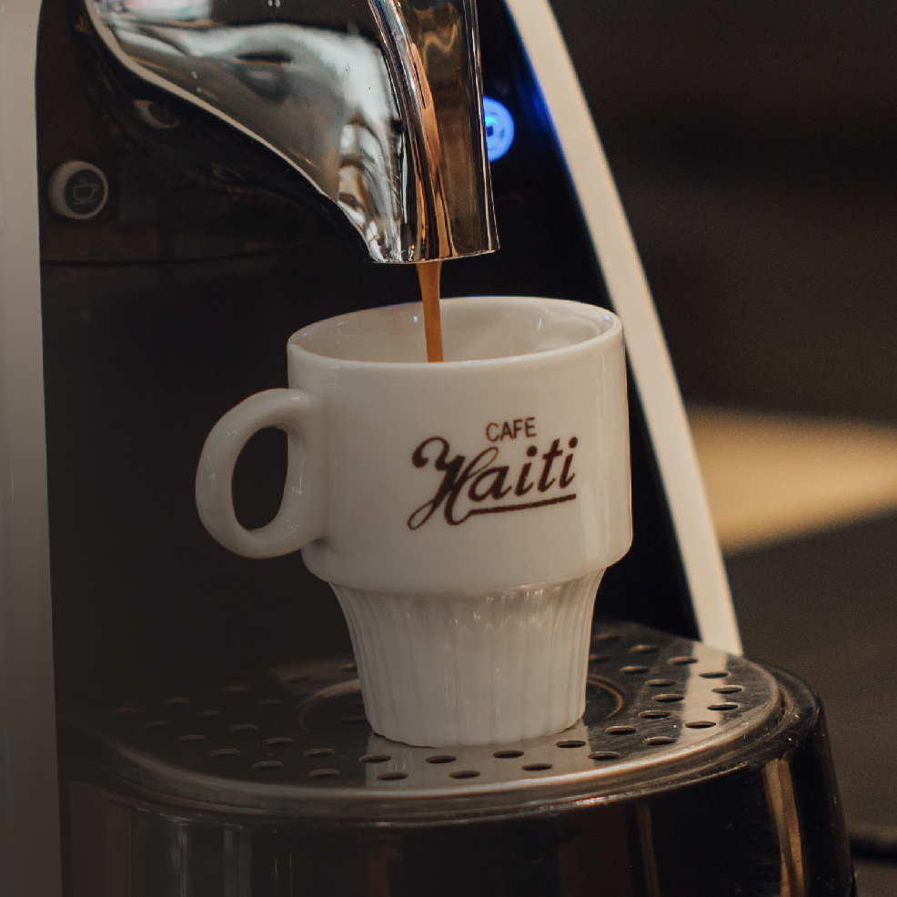 ¿TIENES UNA NESPRESSO® O UNA DOLCEGUSTO®?